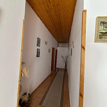 Xhulio 3*